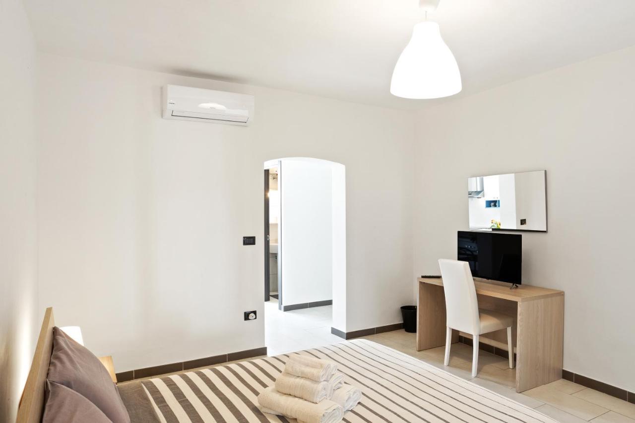 San Nicola Bilocali Vgm Apartment Bari Luaran gambar