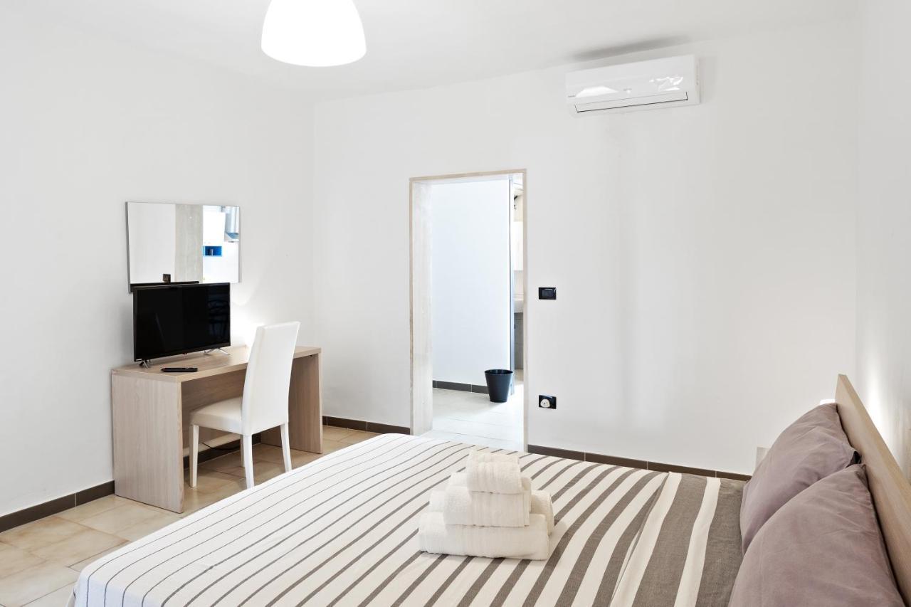 San Nicola Bilocali Vgm Apartment Bari Luaran gambar