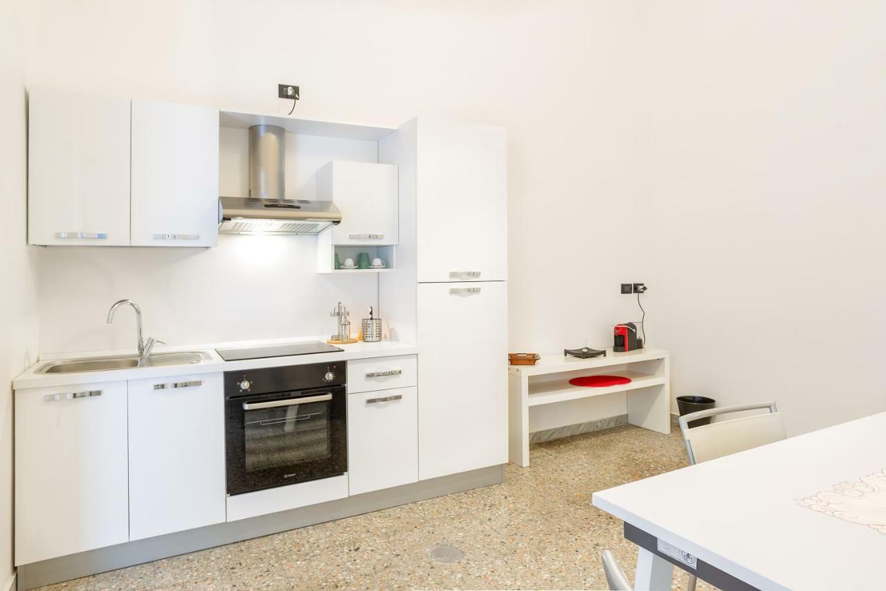 San Nicola Bilocali Vgm Apartment Bari Luaran gambar